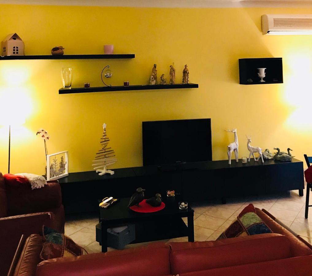 La Casa Di Isabella لوريتو المظهر الخارجي الصورة