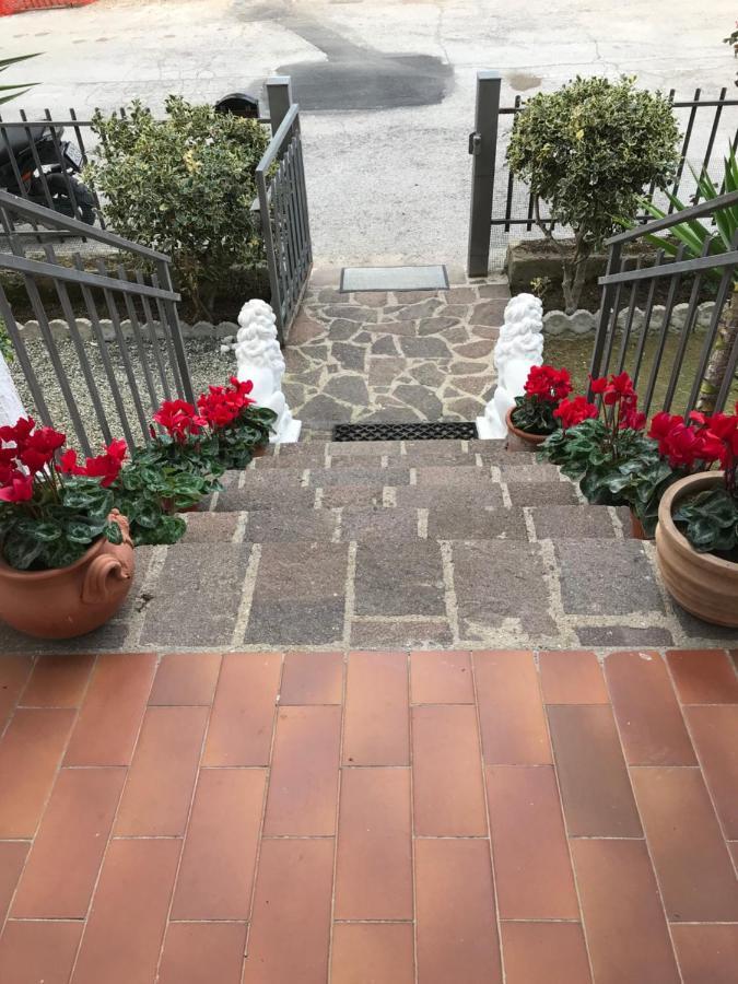 La Casa Di Isabella لوريتو المظهر الخارجي الصورة